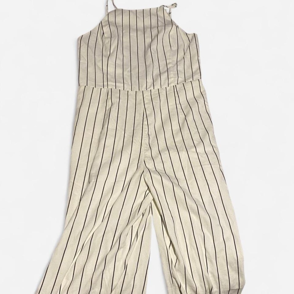 Dynamite Elegant Cream Attire